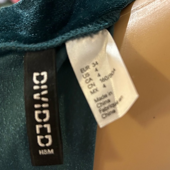 Divided Opened back Green Velour mini dress sz 4 - Picture 7 of 7